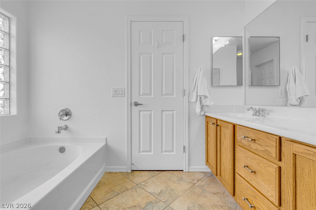 112 Newmiller Street Property Photo 7