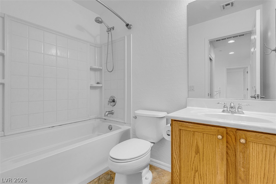 112 Newmiller Street Property Photo 10
