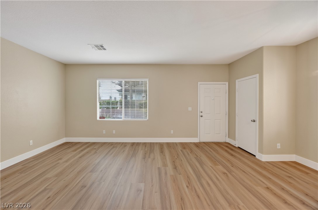 9917 Via Toro Avenue Property Photo 8