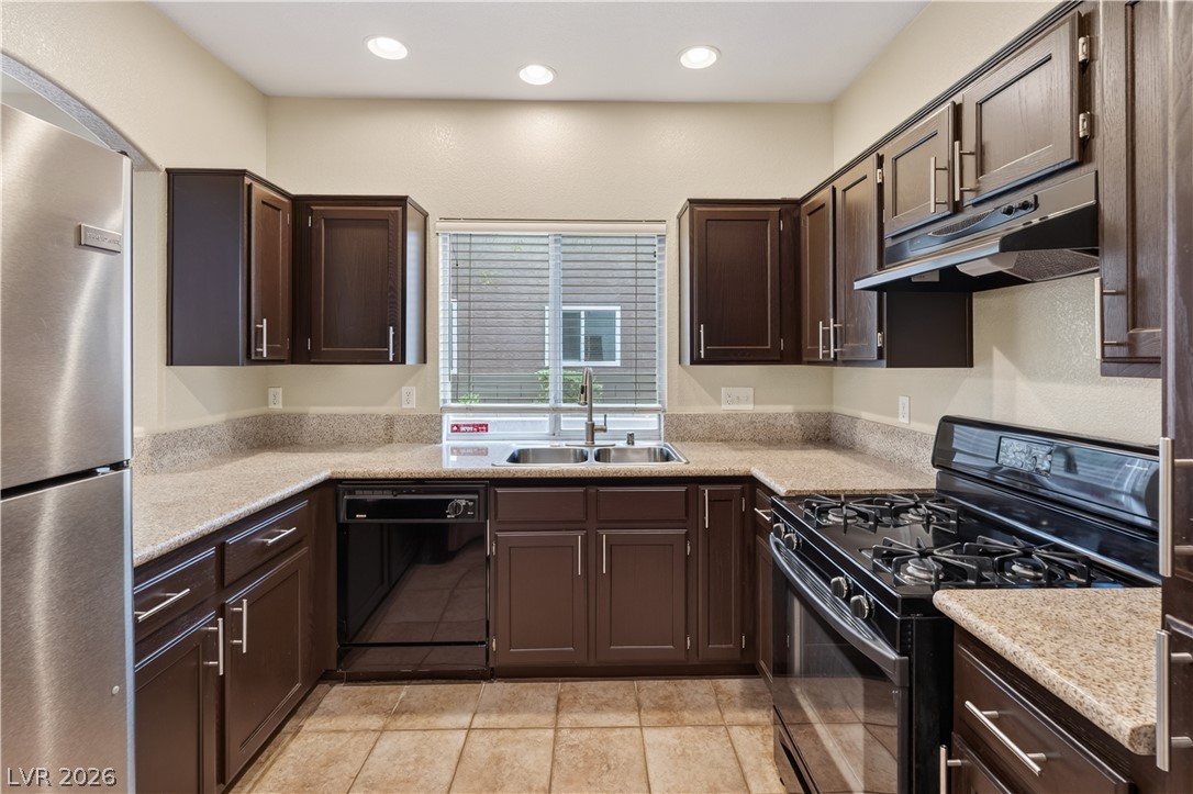 9917 Via Toro Avenue Property Photo 17