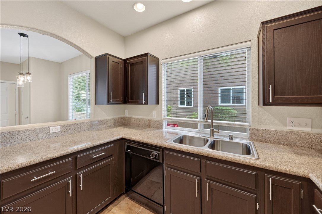 9917 Via Toro Avenue Property Photo 18