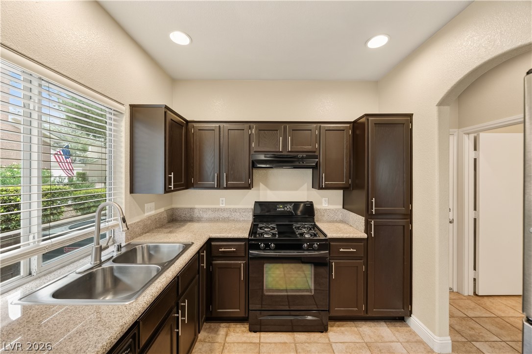 9917 Via Toro Avenue Property Photo 19