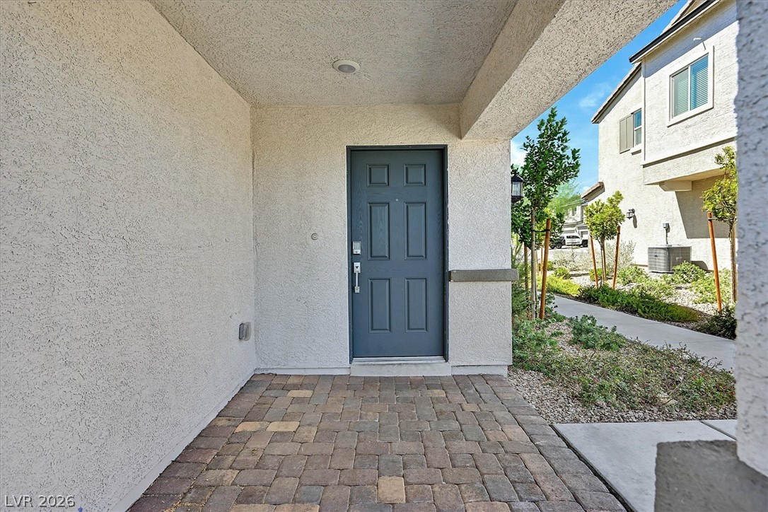 6166 Rathbone Street Property Photo 4