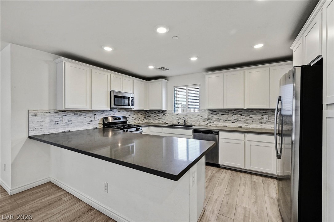 6166 Rathbone Street Property Photo 11