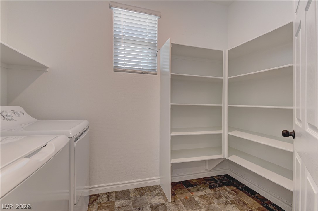 10819 Far Country Avenue Property Photo 24