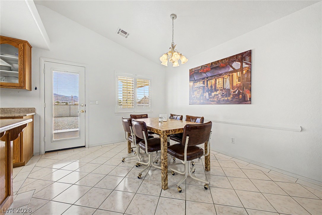 1961 Idaho Street Property Photo 6