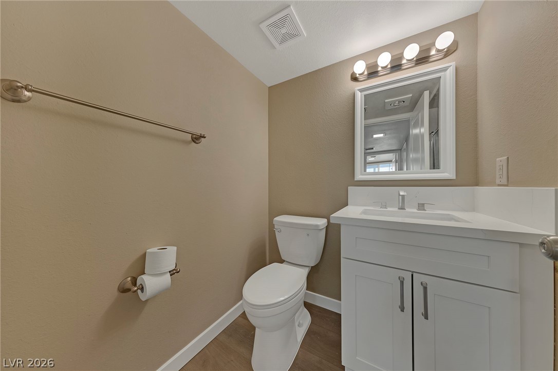 3158 Laurel Avenue Property Photo 14