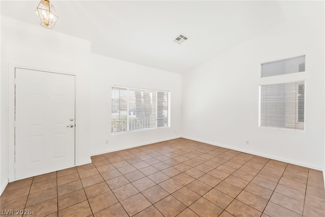 5308 Clouds Rest Avenue Property Photo 6