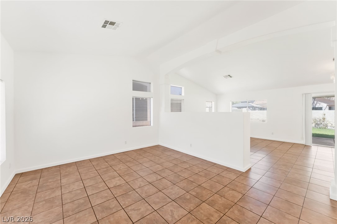 5308 Clouds Rest Avenue Property Photo 7