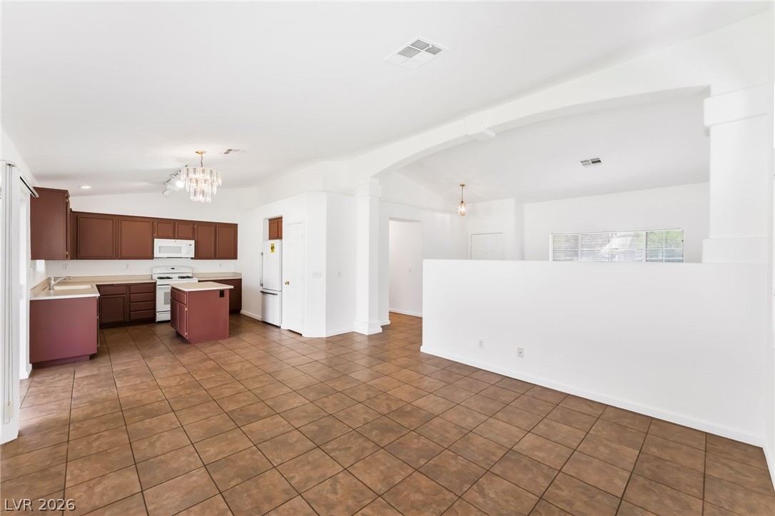 5308 Clouds Rest Avenue Property Photo 10