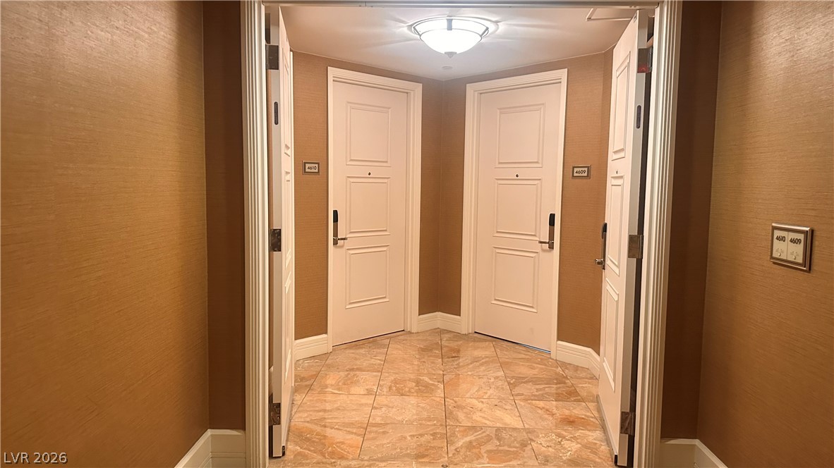 2000 North Fashion Show Drive 4610 Property Photo 5