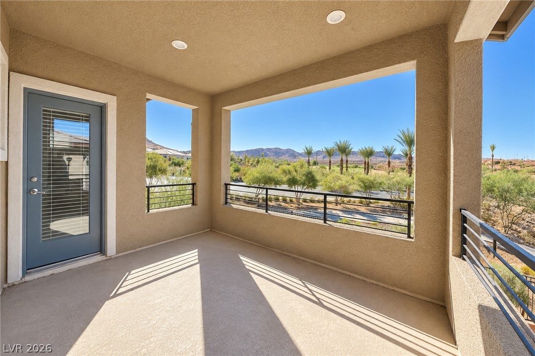 35 Strada Fontana Property Photo 38