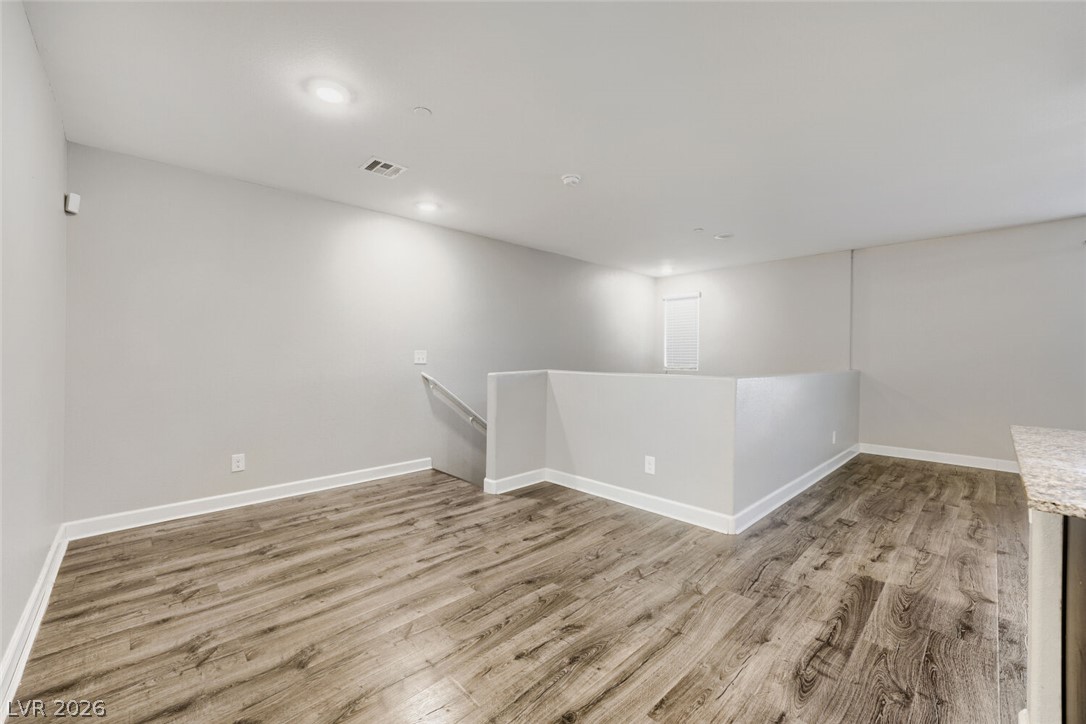 4598 Woolcomber Street Property Photo 13