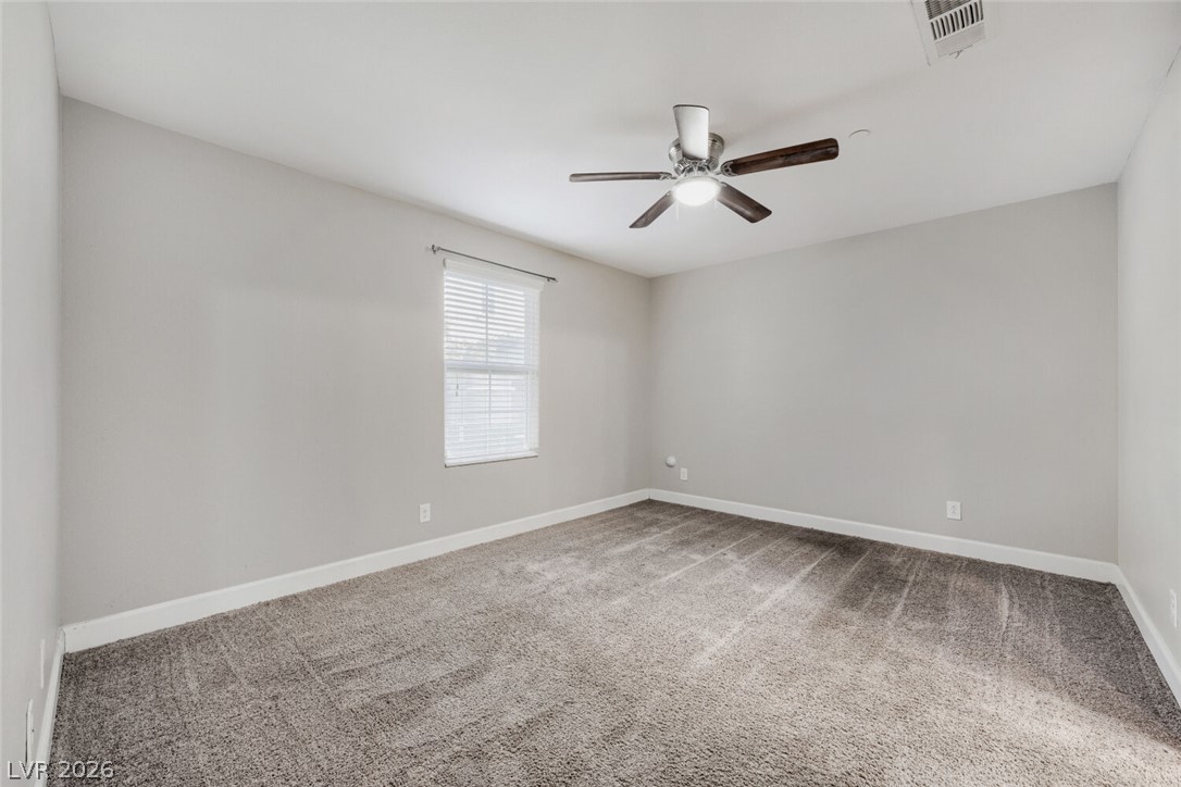 4598 Woolcomber Street Property Photo 15