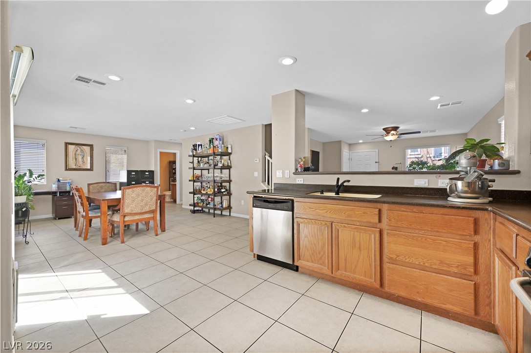 6380 Blue Twilight Court Property Photo 8