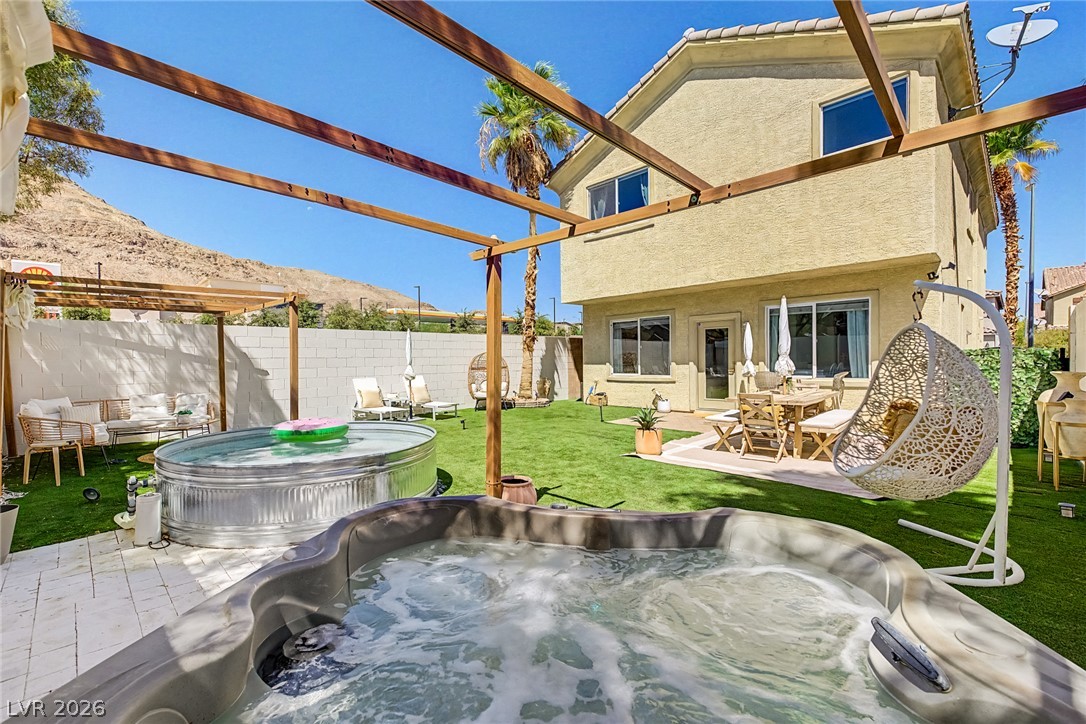 10147 Dragons Meadow Court Property Photo 7