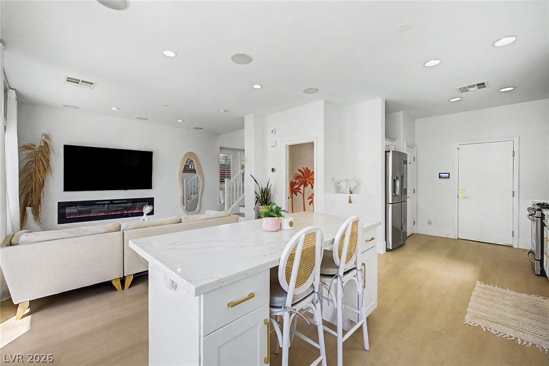 10147 Dragons Meadow Court Property Photo 14