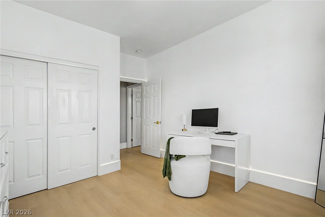 10147 Dragons Meadow Court Property Photo 33