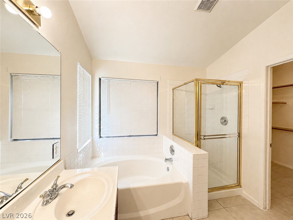 9343 West Viking Road Property Photo 13