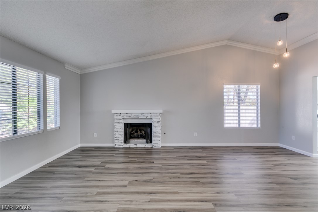 8392 Gresham Drive Property Photo 5