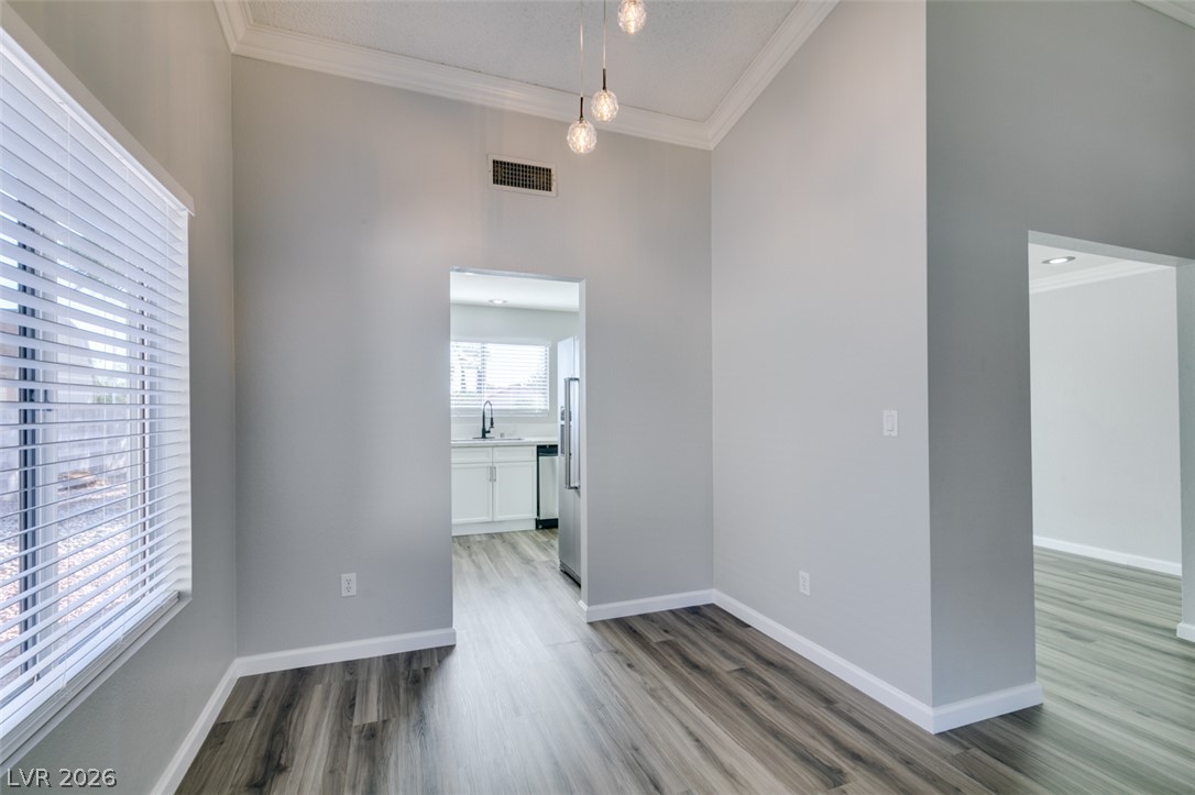 8392 Gresham Drive Property Photo 15