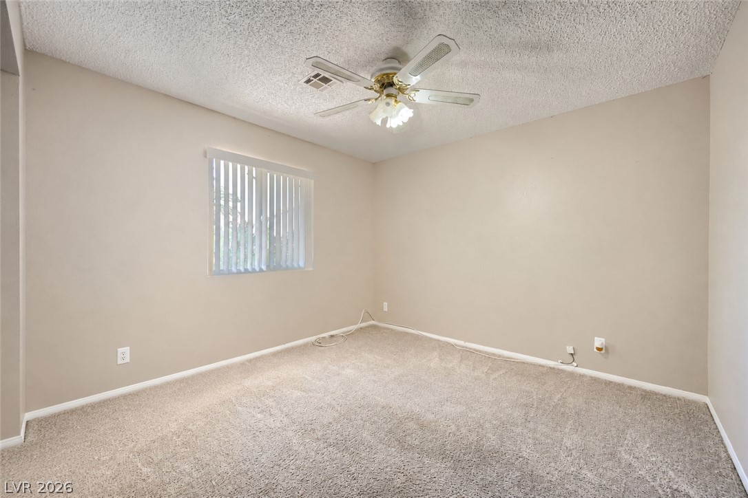 7671 North Jones Boulevard Property Photo 32