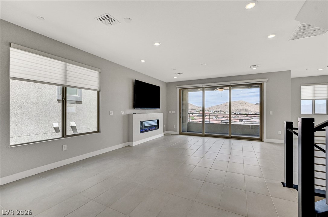 11580 Midnight Melody Avenue Property Photo 3