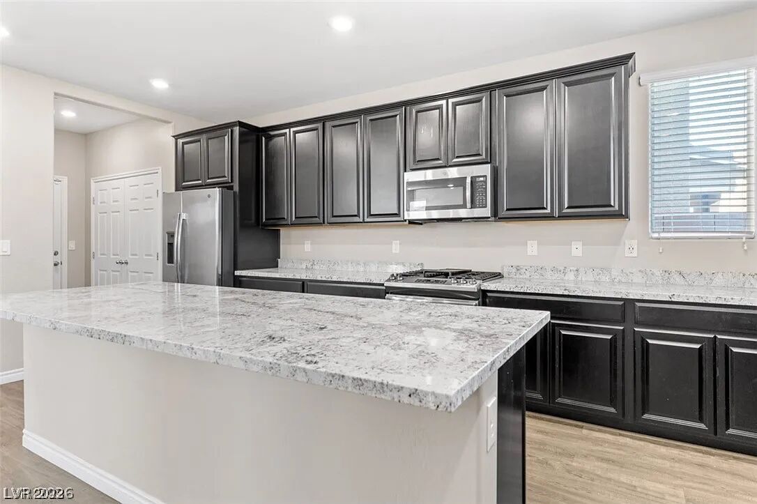 6934 Denio Island Street Property Photo 5