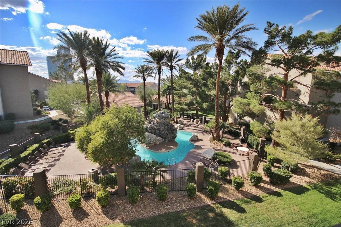 4200 South Valley View Boulevard 2010 Property Photo 38