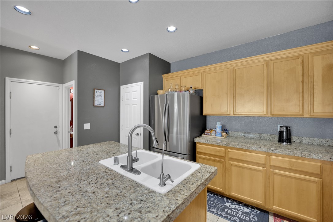 8343 Cambridge Grove Street Property Photo 12