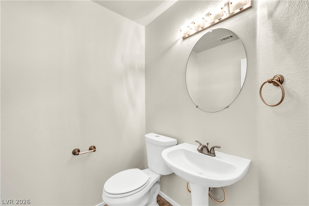 8616 Majestic Pine Avenue Property Photo 24