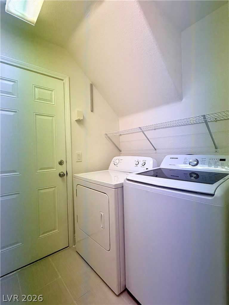 3423 Bankside Drive Property Photo 10