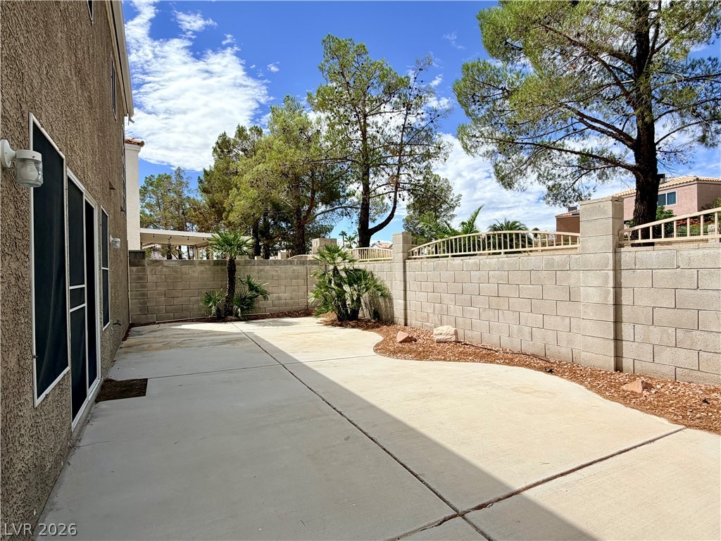 3423 Bankside Drive Property Photo 11