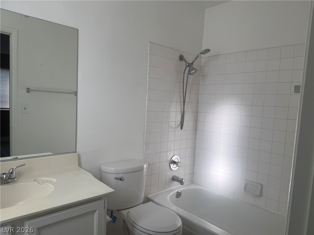 6629 Miragrande Drive Property Photo 7