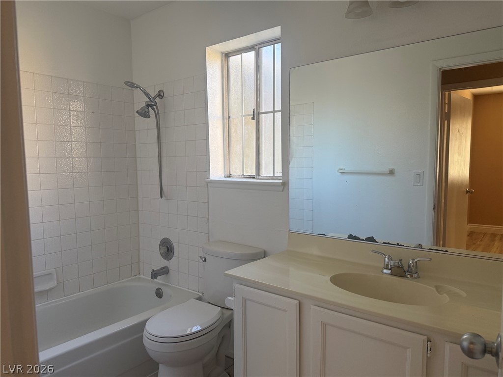 6629 Miragrande Drive Property Photo 8