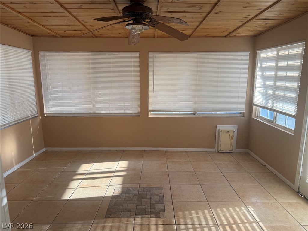 6629 Miragrande Drive Property Photo 9