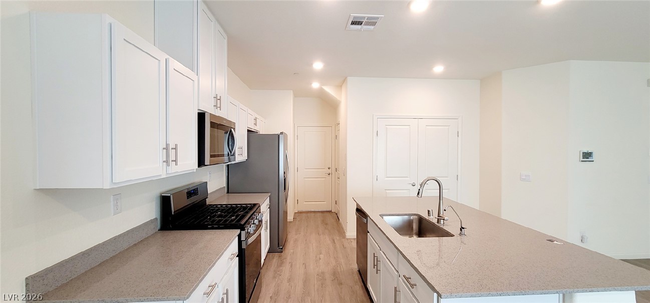 2816318 Property Photo 6