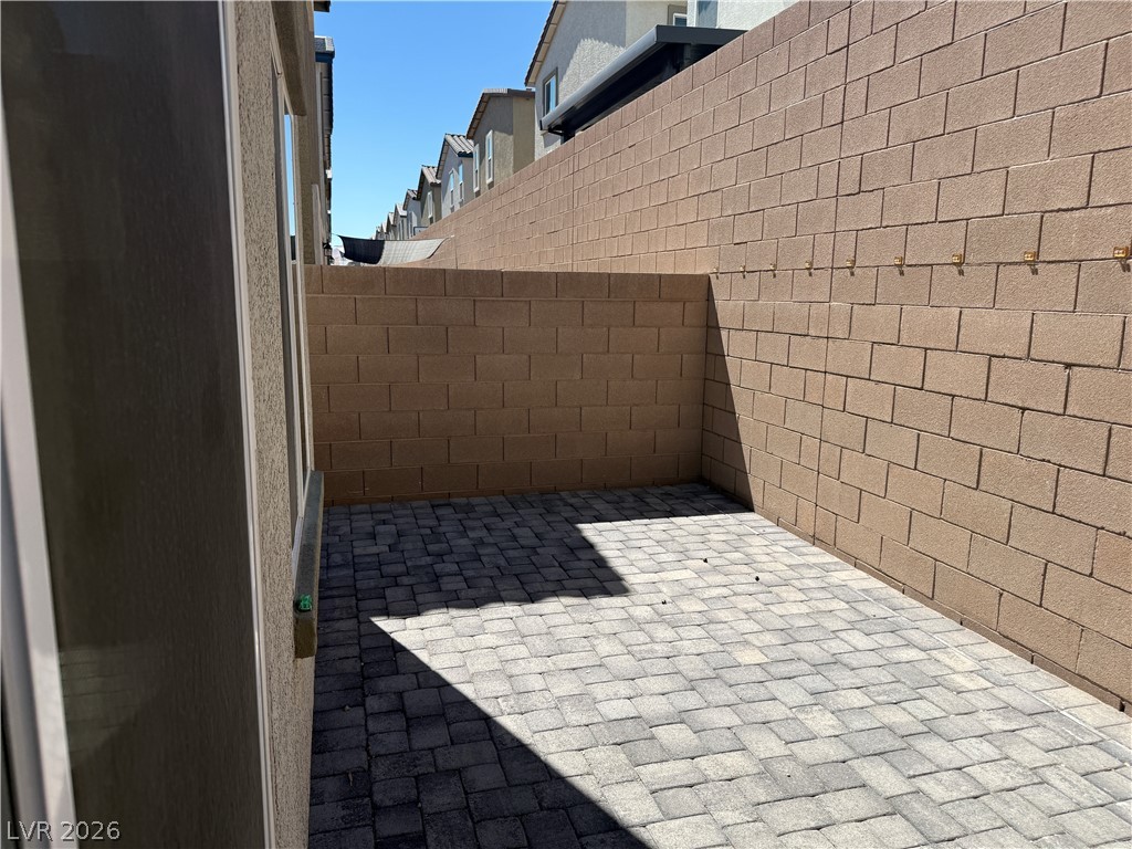 2816318 Property Photo 28