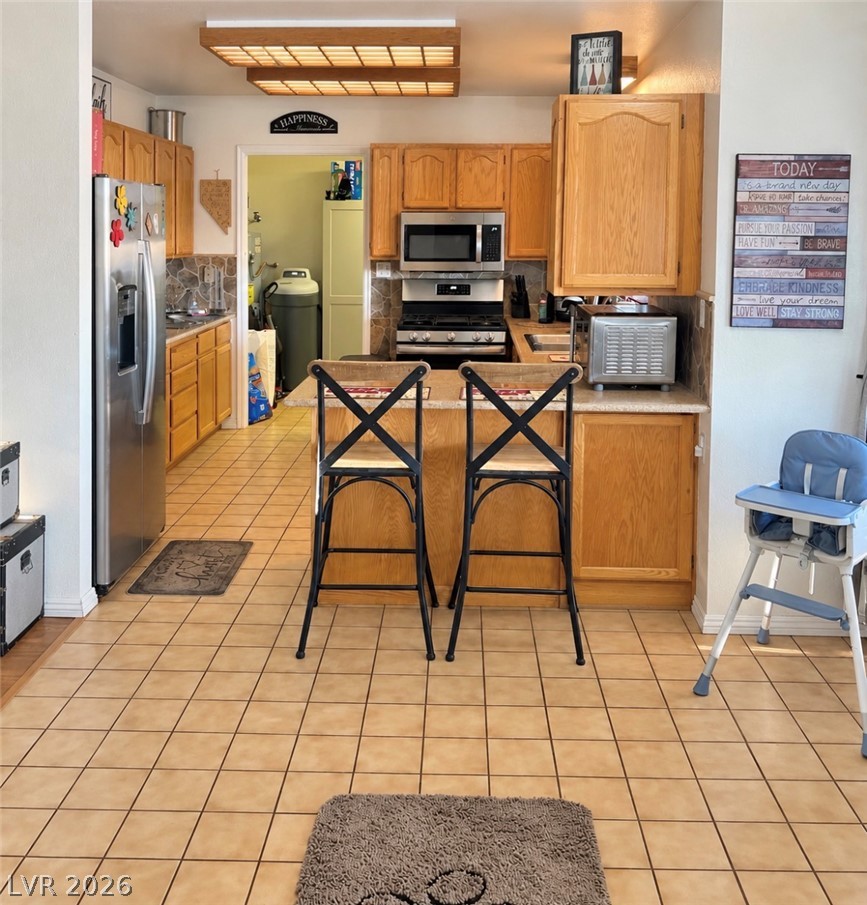 2710 Mateuse Street Property Photo 5