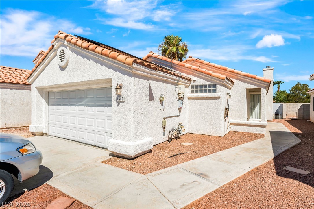 1520 Bonnie Castle Way Property Photo 3