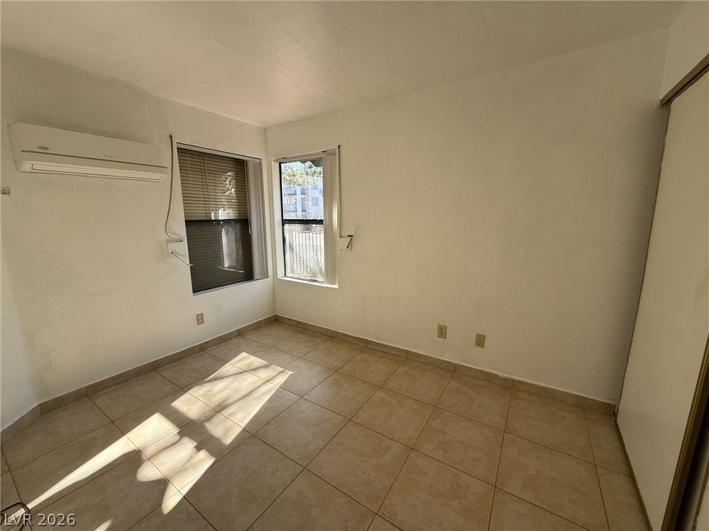 440 Elm Drive 103 Property Photo 7