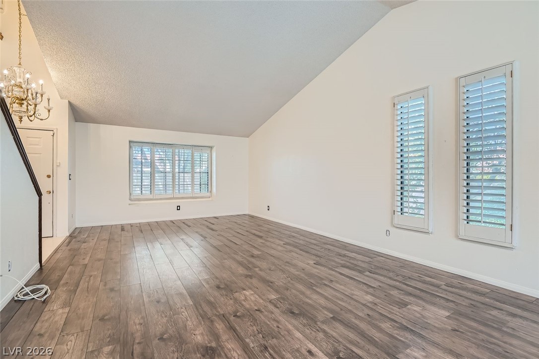 1779 Yellowwood Drive Property Photo 3