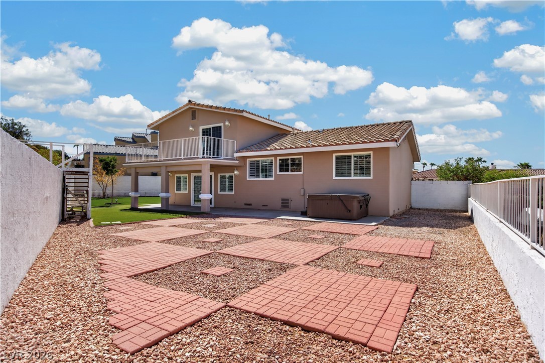 1049 Geranium Drive Property Photo 7