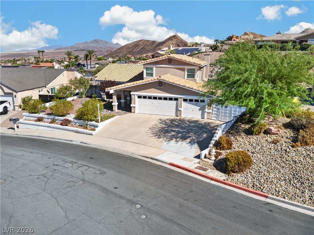 1049 Geranium Drive Property Photo 14