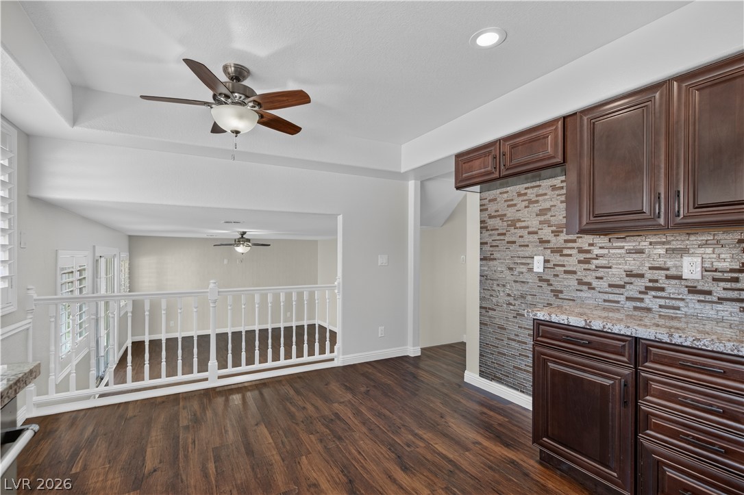1049 Geranium Drive Property Photo 26