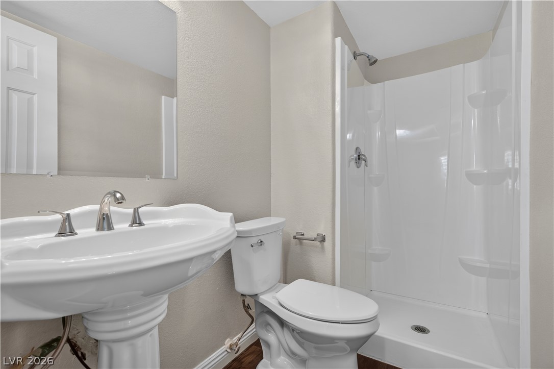 1049 Geranium Drive Property Photo 37