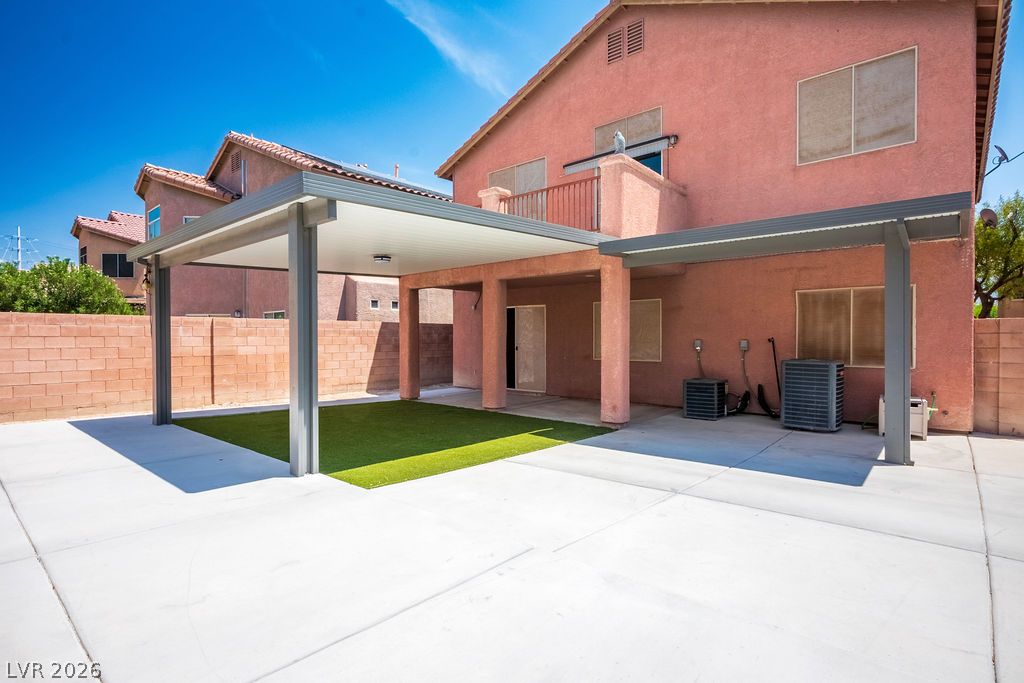 5913 Running Horse Drive Property Photo 18