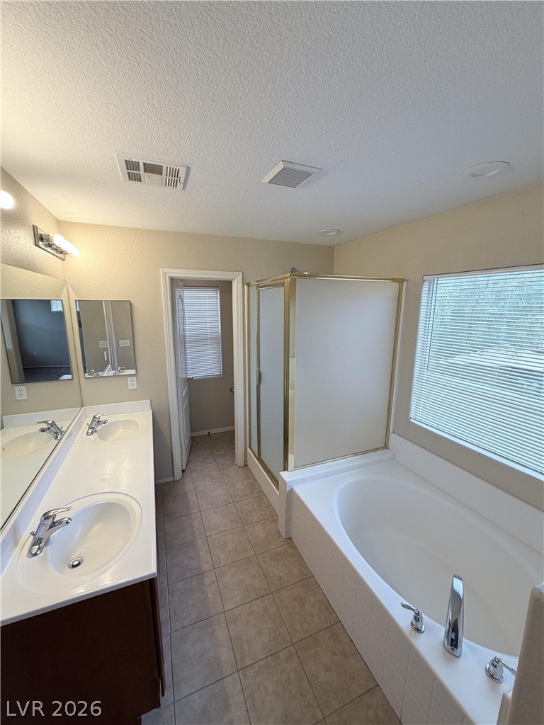 9118 Wine Cellar Avenue Property Photo 16