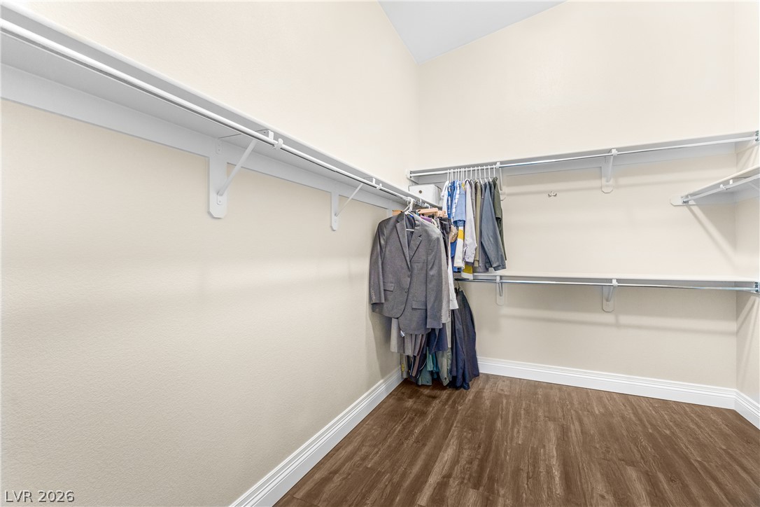 6718 Hawthorne Creek Court Property Photo 20