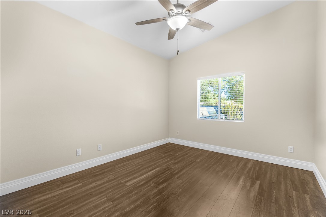 6718 Hawthorne Creek Court Property Photo 29